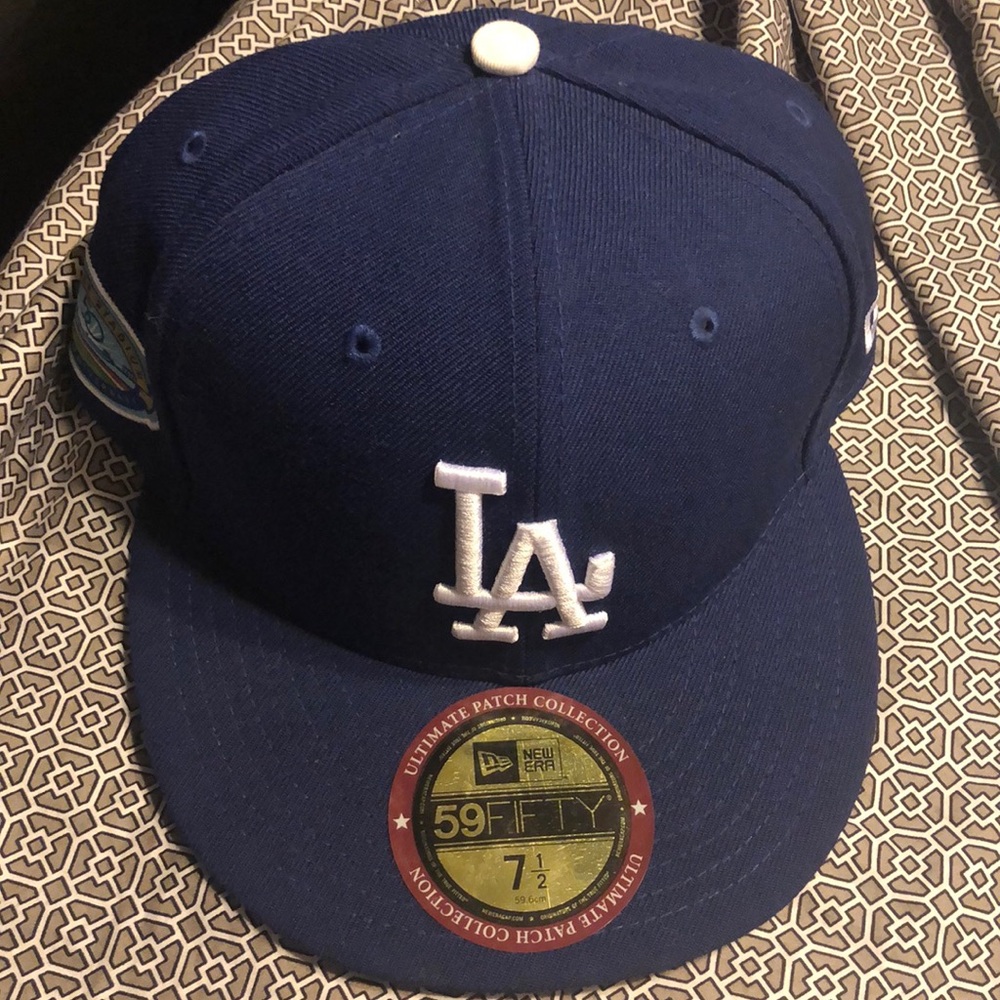 New era fitted cap